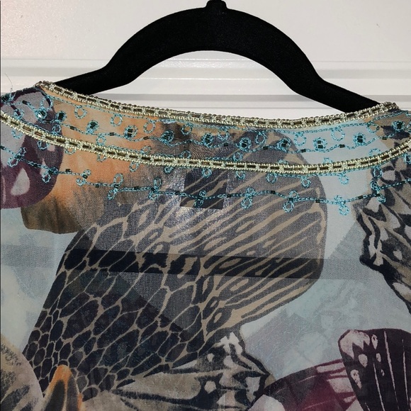 Sheer blouse - Picture 10 of 11